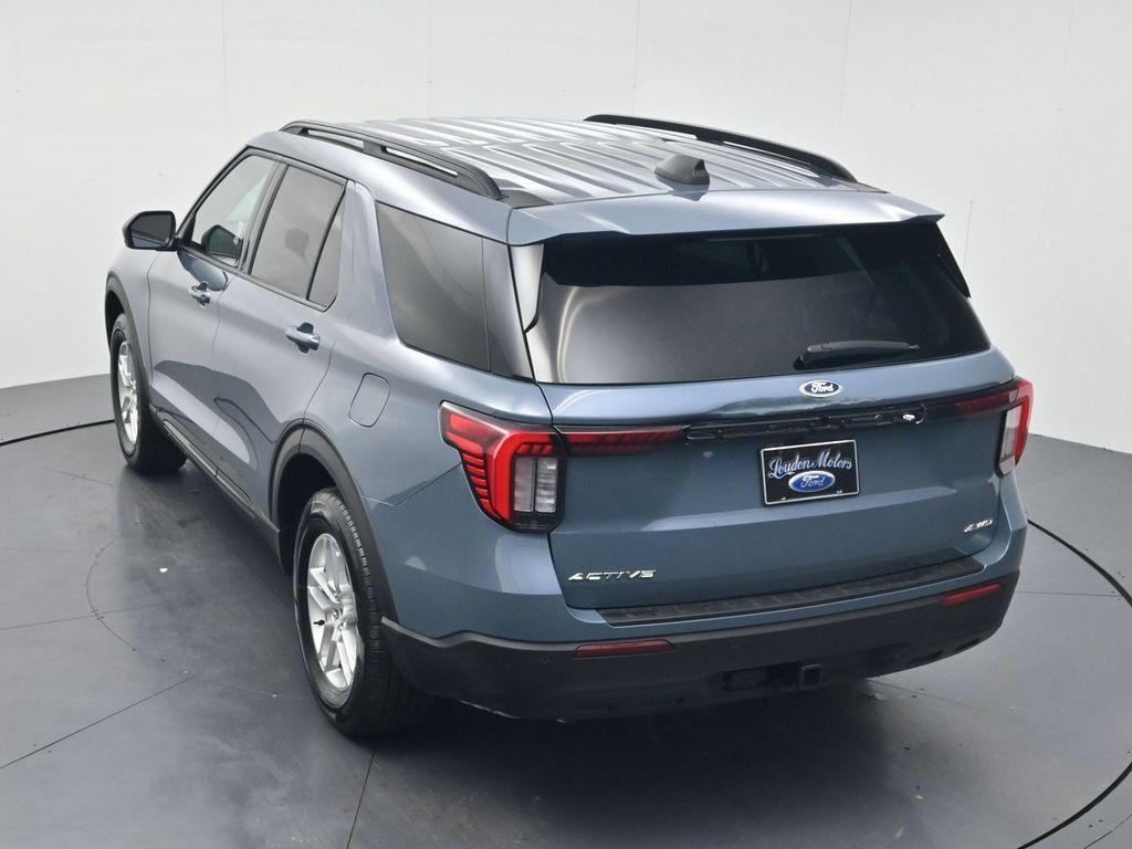 Used 2026 Ford Explorer Active AWD/4WD image 43