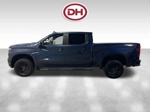 Used 2022 Chevrolet Silverado 1500 LTZ w/ Z71 Off-Road Package image 8