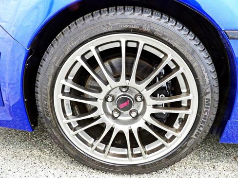 Used 2011 Subaru Impreza WRX STI Limited image 18