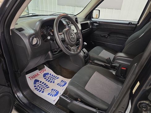 Used 2014 Jeep Patriot Sport image 21