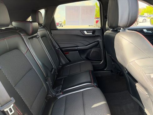 Used 2023 Ford Escape ST-Line Select w/ Tech Pack #1 AWD/4WD image 29