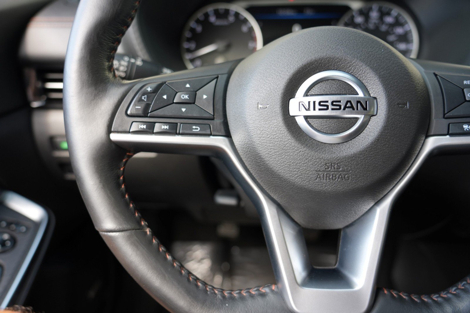 Used 2021 Nissan Sentra SR w/ SR Premium Package FWD image 20