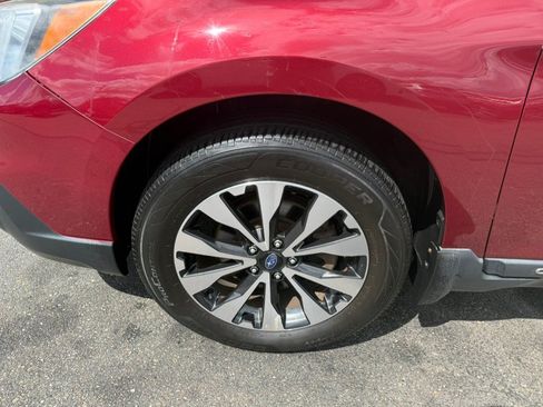 Used 2016 Subaru Outback 2.5i Limited AWD/4WD image 4