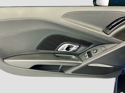 Used 2021 Audi R8 V10 image 21