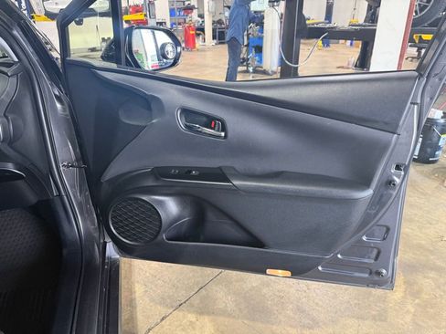 Used 2017 Toyota Prius Three w/ Advanced Technology Package FWD image 22