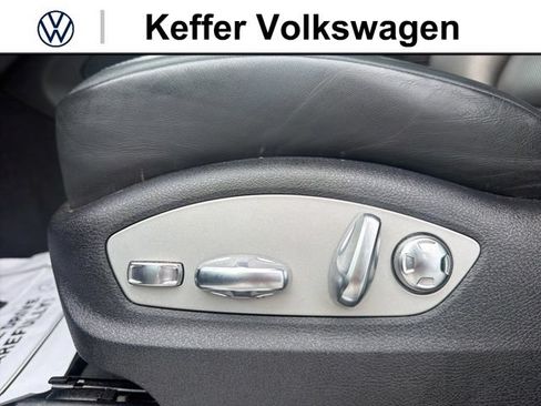 Used 2022 Porsche Macan S AWD/4WD image 13
