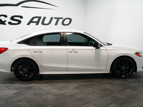 Used 2022 Honda Civic Sport image 8