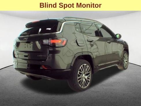 Used 2023 Jeep Compass Limited w/ Elite Group AWD/4WD image 5