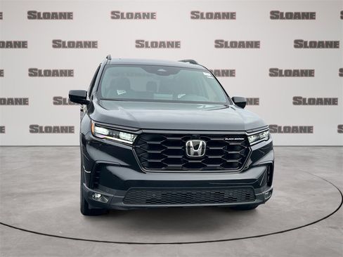 New 2025 Honda Pilot Black Edition image 8