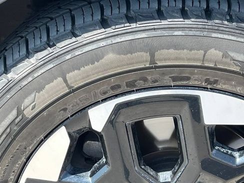 Used 2024 Kia Sorento S w/ Panoramic Sunroof Package FWD image 9