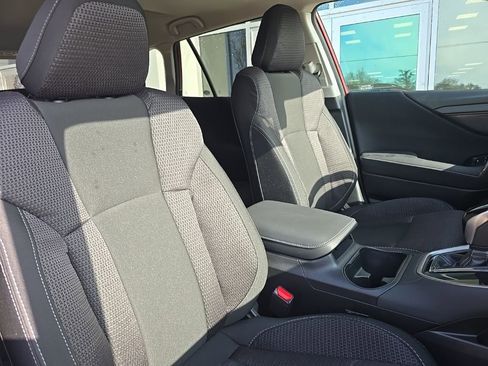Used 2025 Subaru Outback Premium image 28