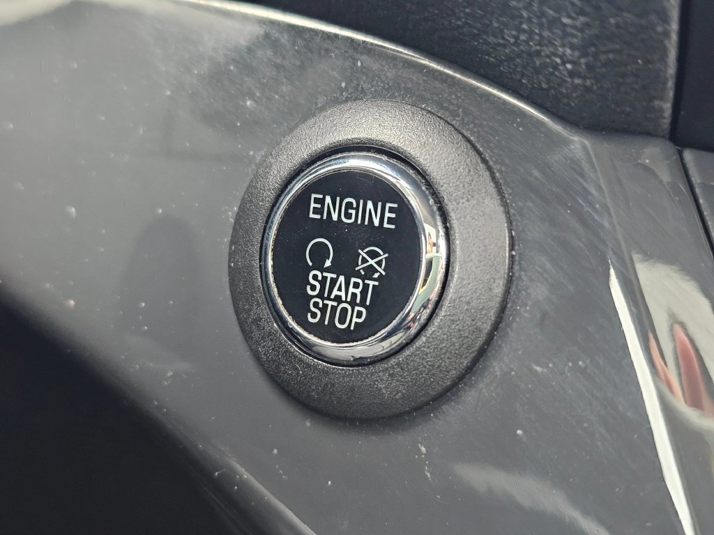 Used 2013 Ford Escape Titanium w/ Parking Technology Pkg AWD/4WD image 35