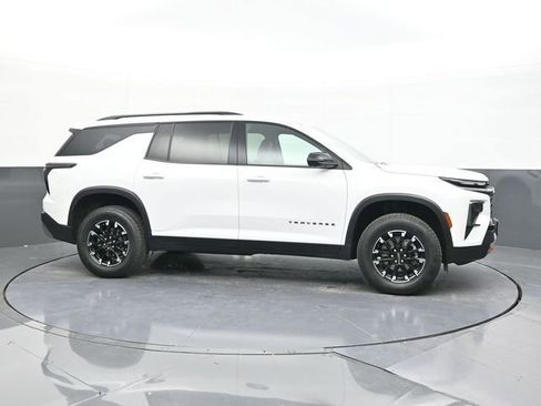 Used 2024 Chevrolet Traverse Z71 image 18