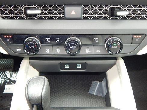 Certified 2024 Honda Accord EX image 10