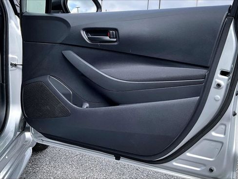 Used 2024 Toyota Corolla LE image 25