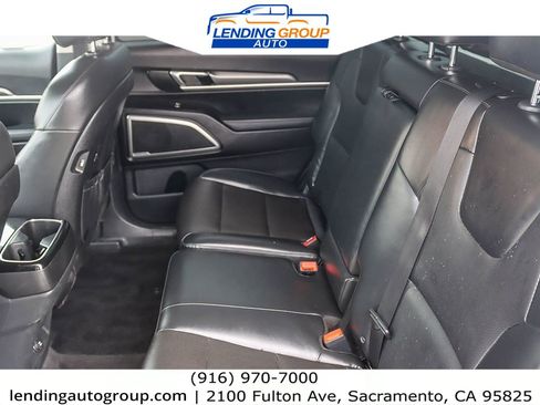 Used 2021 Kia Telluride LX image 17