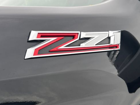 Used 2023 Chevrolet Silverado 2500 LT w/ Z71 Off-Road Package AWD/4WD image 11