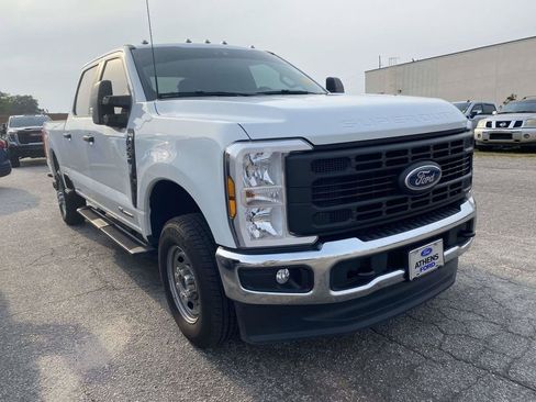 Certified 2025 Ford F250 XL AWD/4WD image 1
