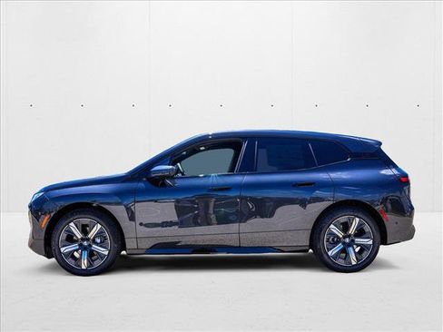 New 2026 BMW iX xDrive60 w/ Premium Package image 8