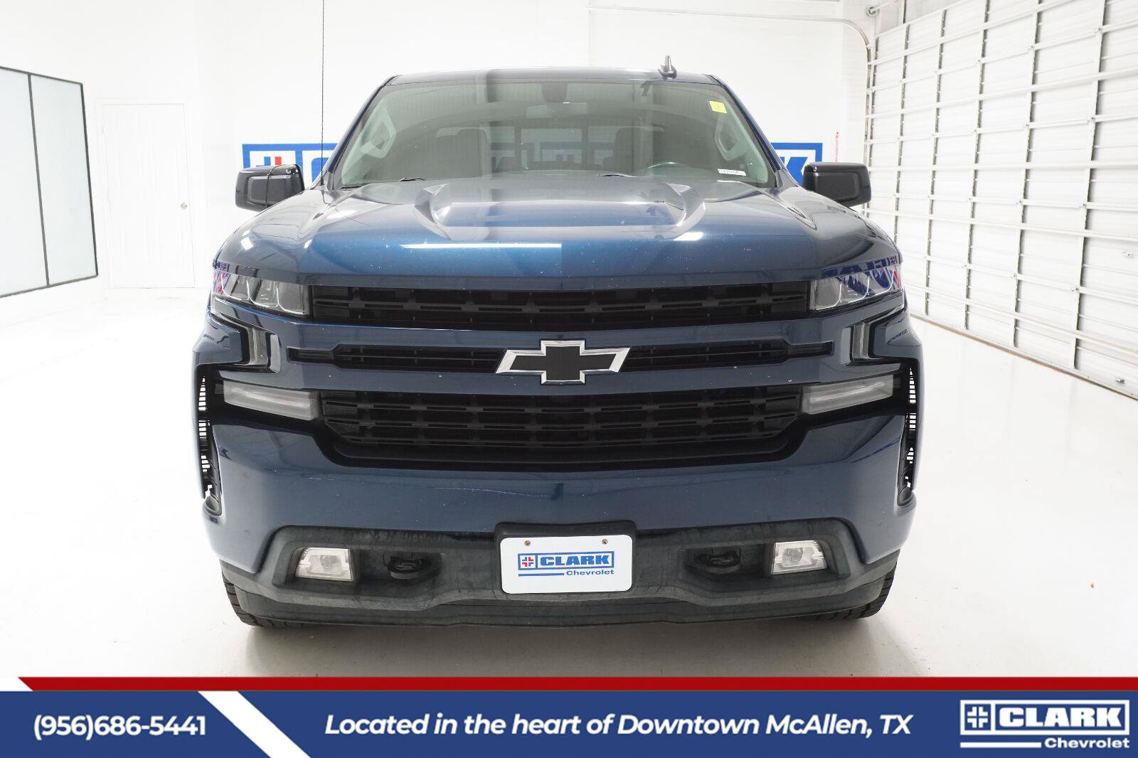 Used 2020 Chevrolet Silverado 1500 RST w/ Texas Edition AWD/4WD image 2