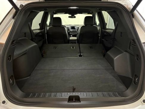 Used 2022 Chevrolet Equinox RS FWD image 14