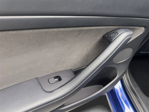Used 2023 Tesla Model 3 Performance image 38