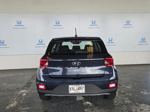 Used 2024 Hyundai Venue SE image 5