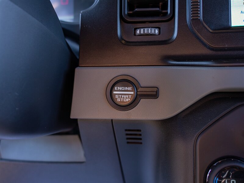 Used 2021 Ford Bronco Black Diamond AWD/4WD image 36