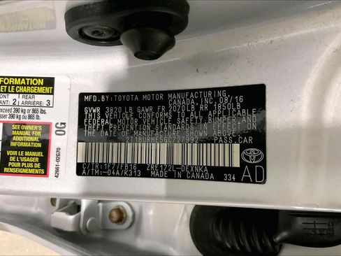 Used 2016 Toyota Corolla LE FWD image 37