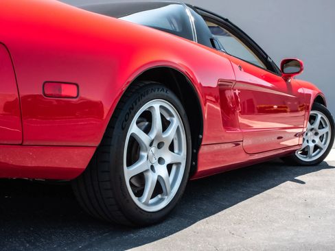 Used 1991 Acura NSX image 12