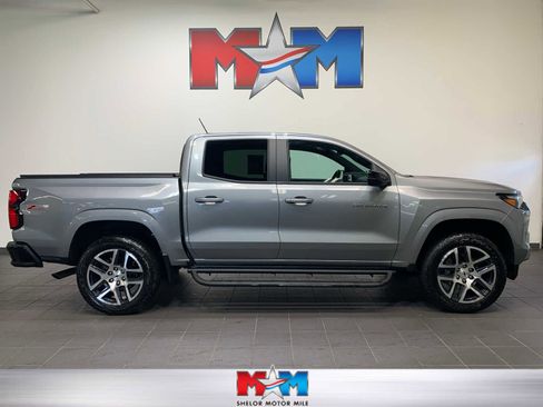 Used 2024 Chevrolet Colorado Z71 w/ Z71 Convenience Package 2 image 1
