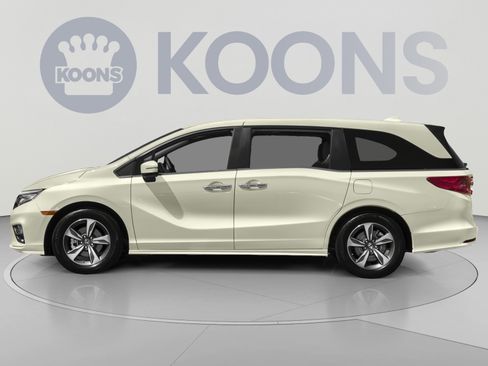Used 2018 Honda Odyssey Touring image 4