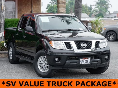 Used 2017 Nissan Frontier SV w/ SV Value Truck Package RWD image 2