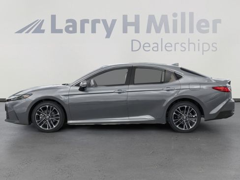 New 2026 Toyota Camry XLE FWD image 3