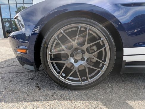 Used 2011 Ford Mustang GT Premium w/ Comfort Pkg image 40