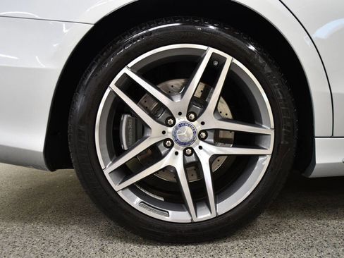 Used 2015 Mercedes-Benz S 550 S 550 4MATIC AWD 4dr Sedan image 29