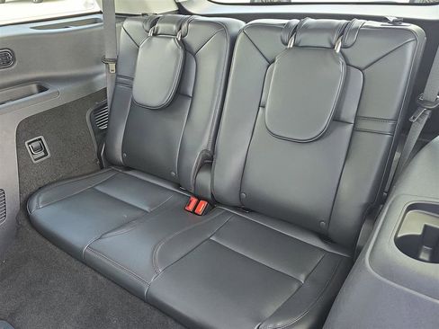 New 2025 Lincoln Aviator 2WD w/ Equipment Group 101A image 12