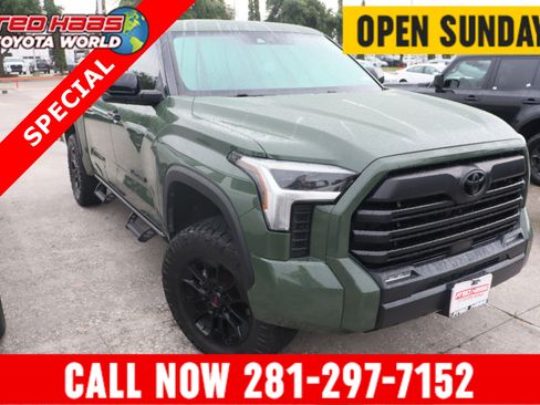 Used 2022 Toyota Tundra SR5 AWD/4WD image 1