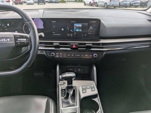 Certified 2026 Kia Sportage SX FWD image 17