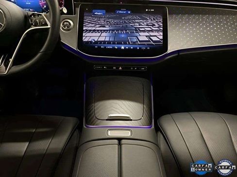Used 2025 Mercedes-Benz E 350 Sedan image 16