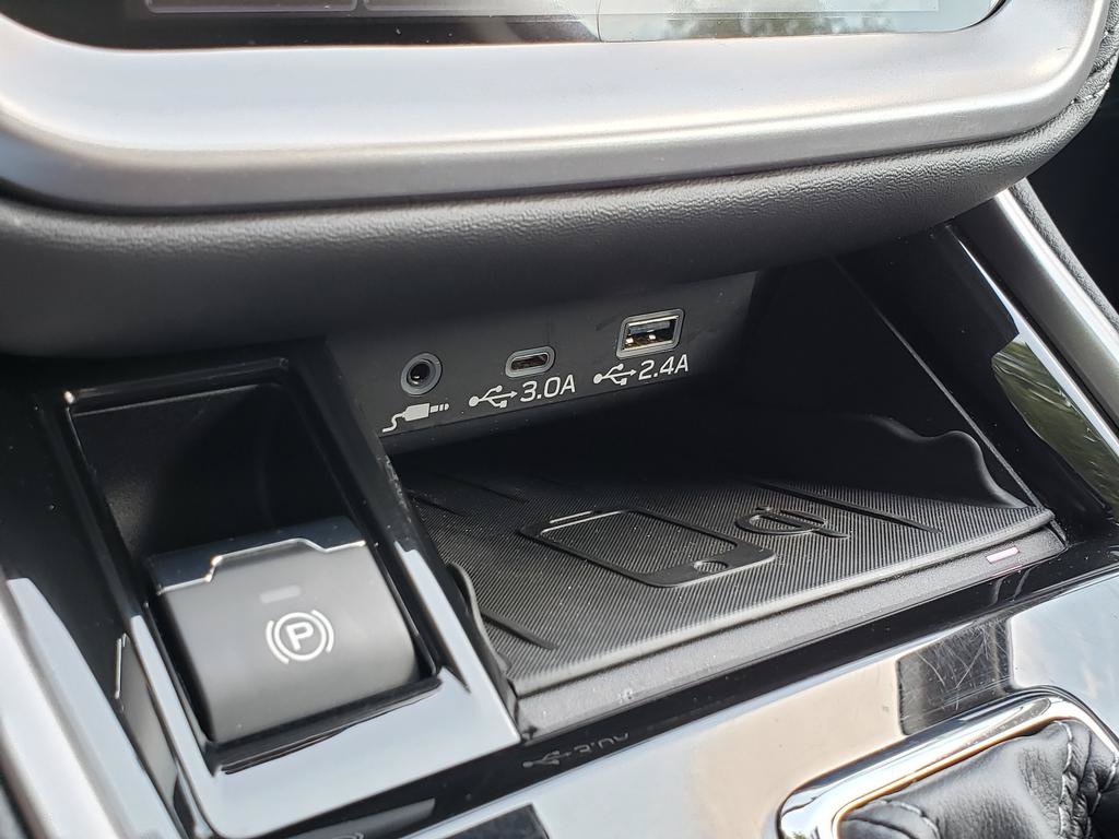 Used 2025 Subaru Outback Limited AWD/4WD image 24