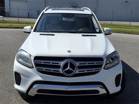 Used 2017 Mercedes-Benz GLS 450 4MATIC image 2