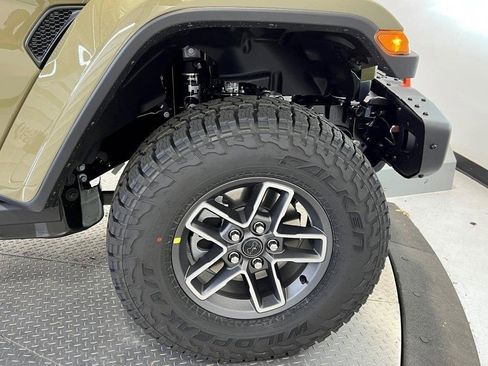 New 2026 Jeep Gladiator Mojave image 7