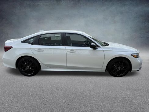 Used 2026 Honda Civic Sport image 4