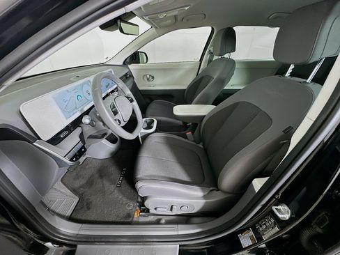 Used 2024 Hyundai Ioniq 5 SEL RWD image 13