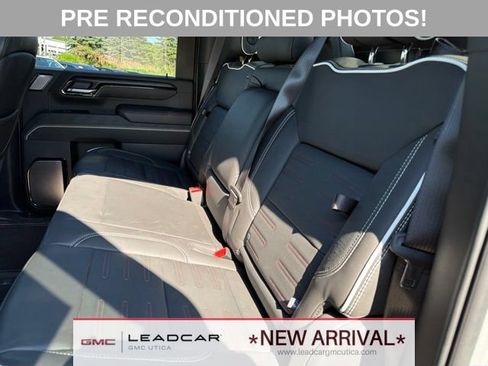 Used 2025 GMC Sierra 2500 AT4X AWD/4WD image 19
