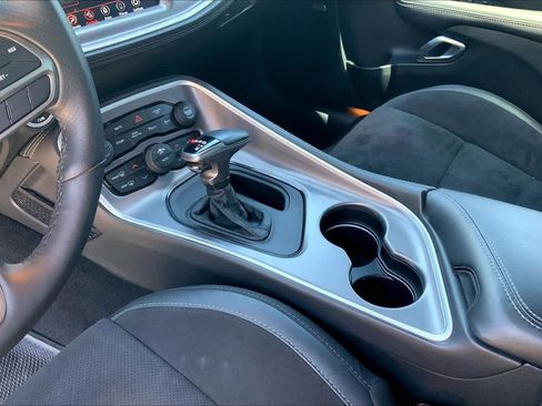 Used 2020 Dodge Challenger GT w/ Plus Package AWD/4WD image 17