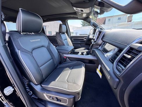 New 2026 RAM 1500 Laramie AWD/4WD image 20
