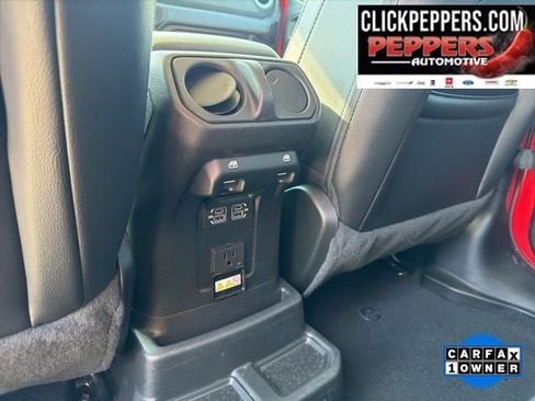 Used 2022 Jeep Wrangler Unlimited Sahara w/ LED Lighting Group image 11