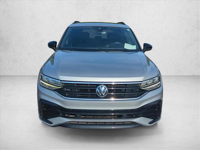 Used 2022 Volkswagen Tiguan SE R-Line FWD image 2